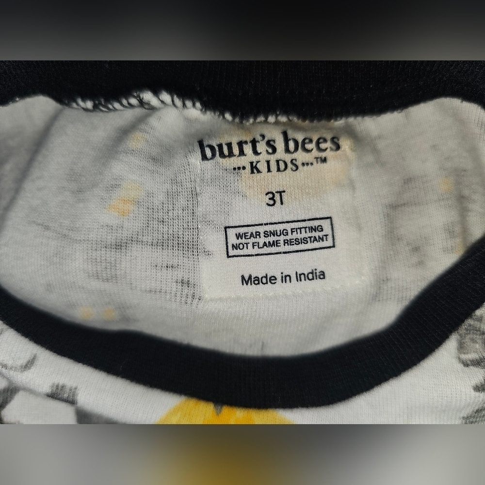 Burt’s Bees Kids Halloween PJ Set Haunted House Organic Cotton Unisex PJ Sz 3T - Picture 2 of 16